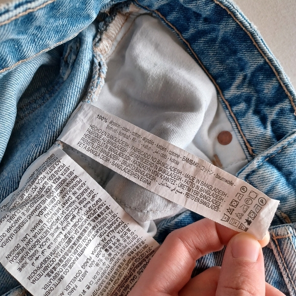 100% Cotton ZARA Women's 2 Light Blue Distressed Jeans, Straight Leg. Button Fly - Picture 15 of 16